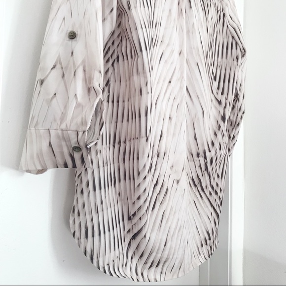 Calvin Klein blouse - Picture 6 of 7